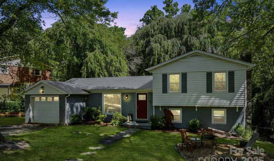 6 Morgan Blvd 3, Arden, NC 28704 - 4 Beds, 3 Bath