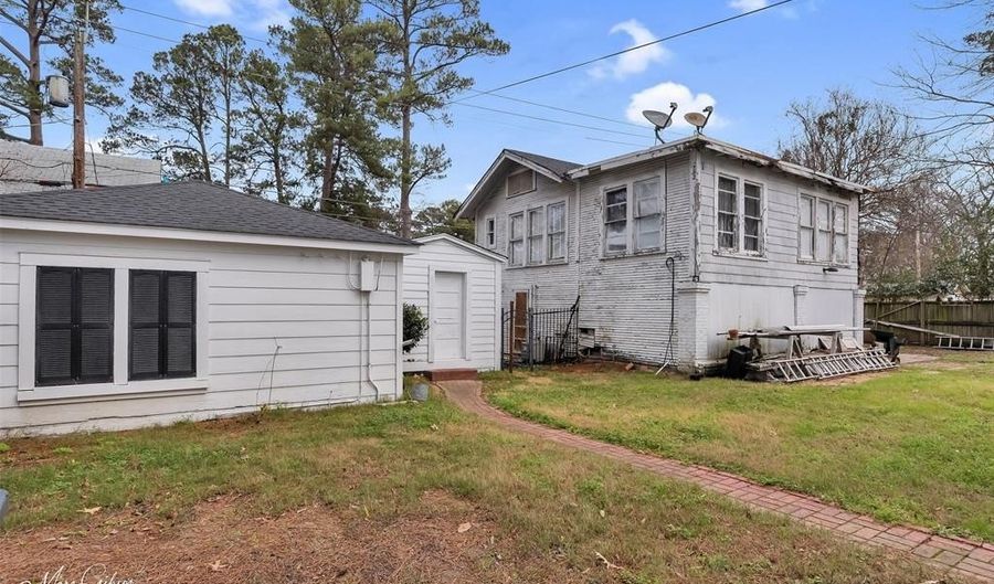 3821 Dillingham Ave, Shreveport, LA 71104 - 3 Beds, 6 Bath