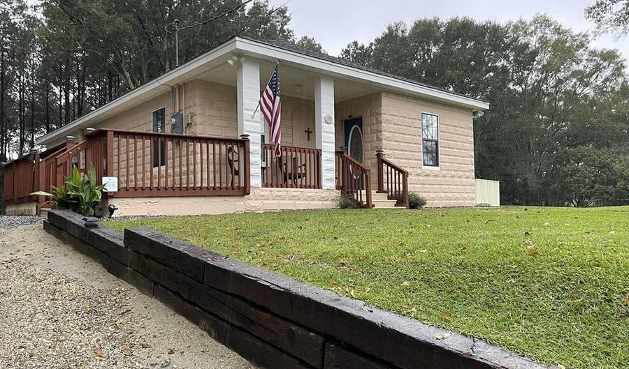 69 E 8th Ave, Bay Springs, MS 39422 - 1 Beds, 1 Bath