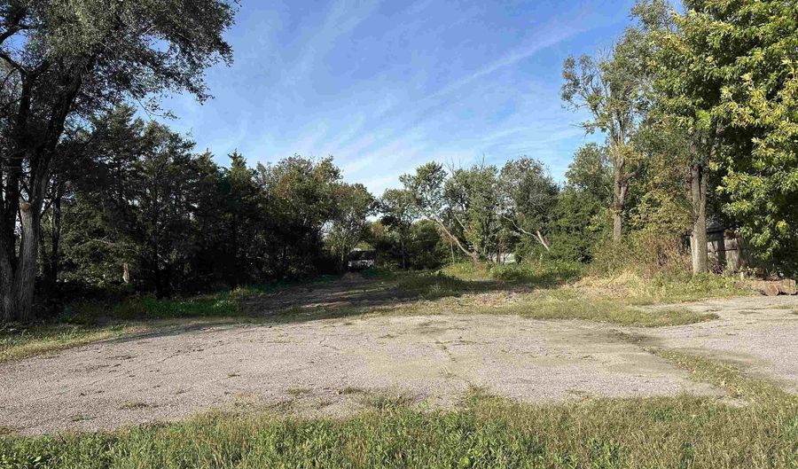 545 N Andover Rd, Andover, KS 67002 - 0 Beds, 0 Bath