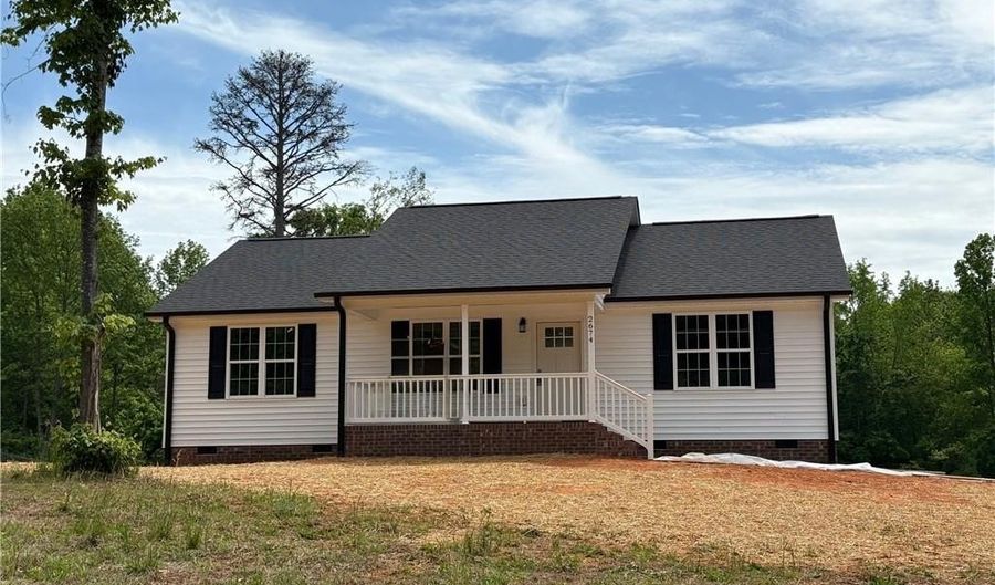 2674 Valewood Dr, Asheboro, NC 27205 - 3 Beds, 2 Bath