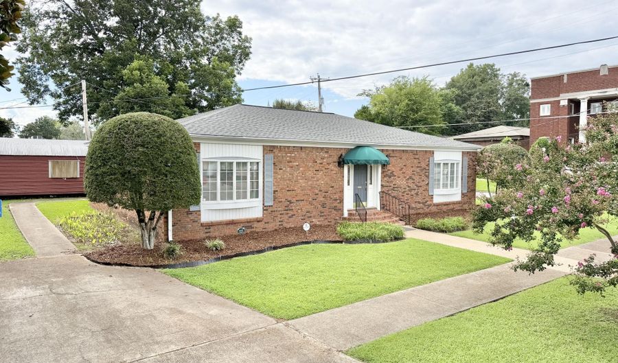 105 N Hickory St, Aberdeen, MS 39730 - 0 Beds, 0 Bath