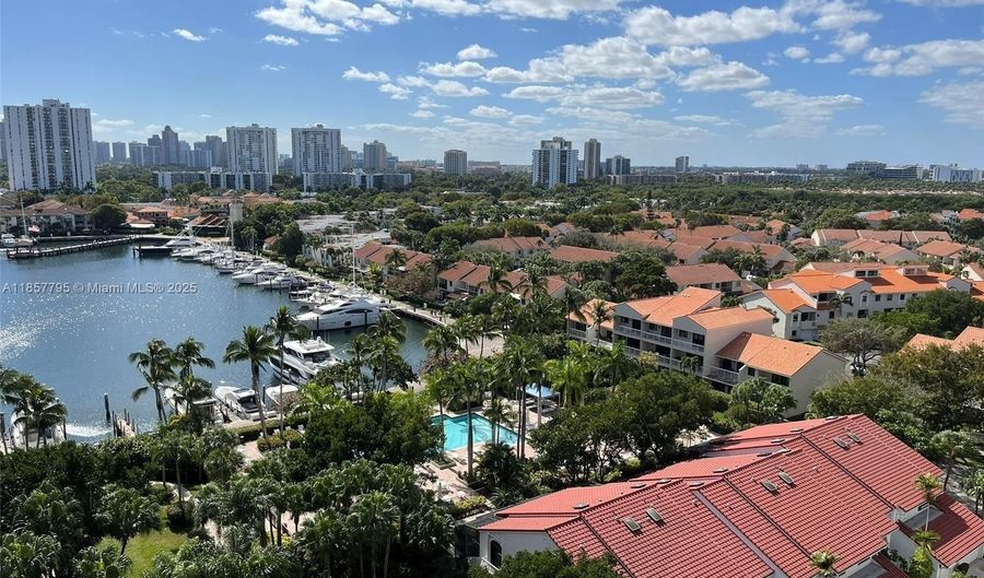 3610 Yacht Club Dr 1214, Aventura, FL 33180 - 2 Beds, 2 Bath