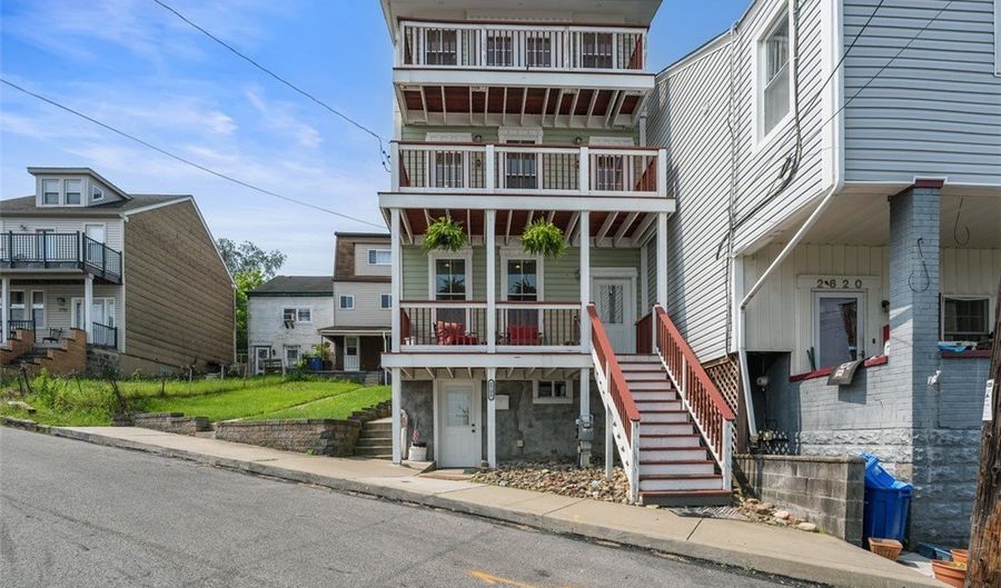 2700 Sumner St, Airville, PA 15203 - 4 Beds, 4 Bath
