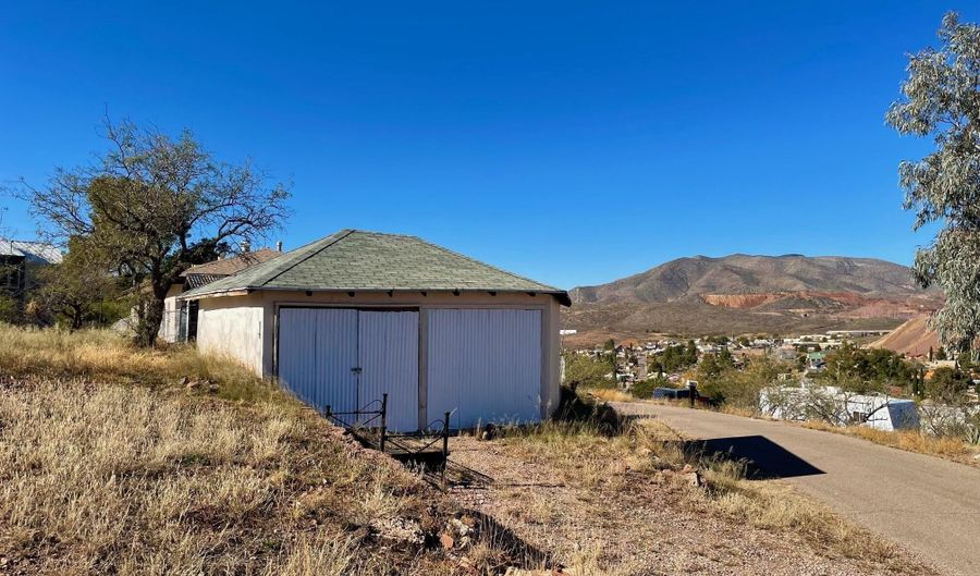 20 MOJAVE Trl, Bisbee, AZ 85603 - 3 Beds, 2 Bath