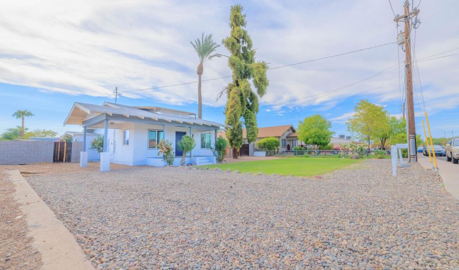 18 N HAMILTON St, Chandler, AZ 85225 - 3 Beds, 1 Bath