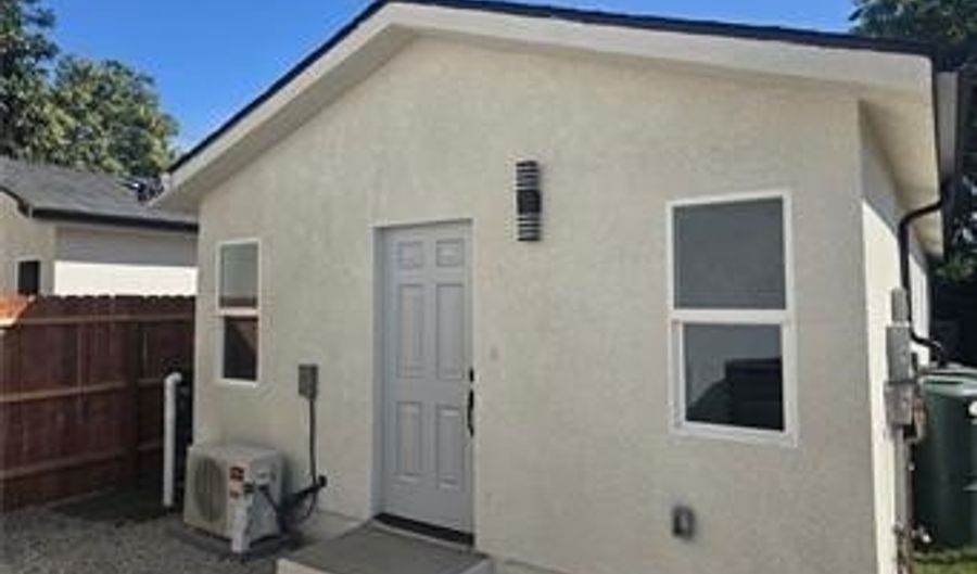 9412 Wilmington Ave, Los Angeles, CA 90002 - 4 Beds, 3 Bath