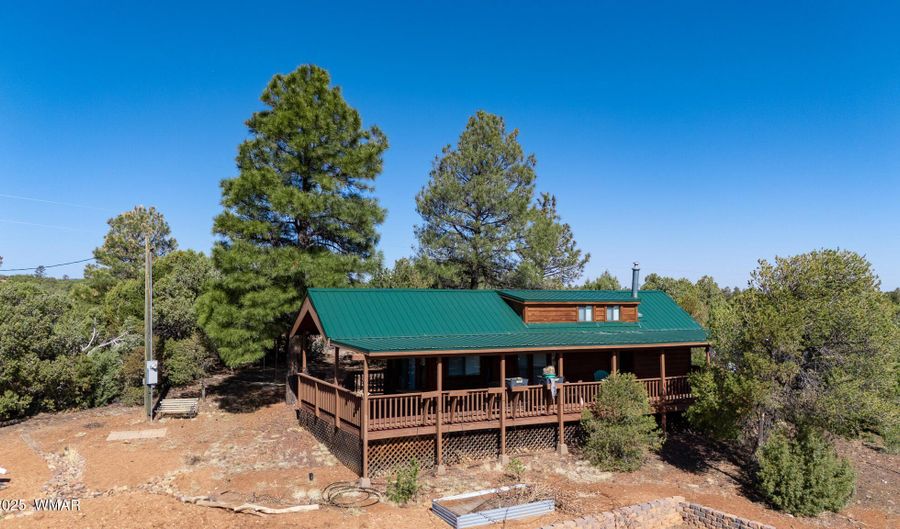 4935 Cemetery Rd, Clay Springs, AZ 85923 - 1 Beds, 1 Bath