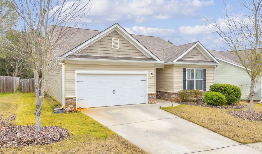 135 Couplet Dr, Athens, GA 30606 - 3 Beds, 2 Bath