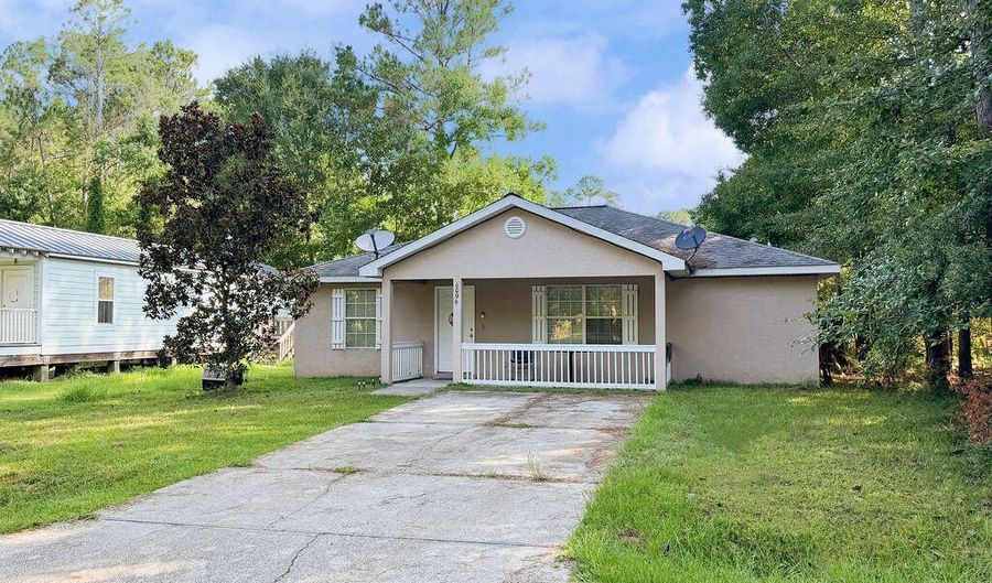 6096 W Chickasaw St, Bay St. Louis, MS 39520 - 3 Beds, 2 Bath