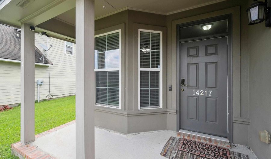 14217 Stone Gate Dr, Baton Rouge, LA 70816 - 4 Beds, 2 Bath