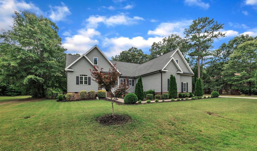 152 Abundant Ave, Angier, NC 27501 - 4 Beds, 4 Bath