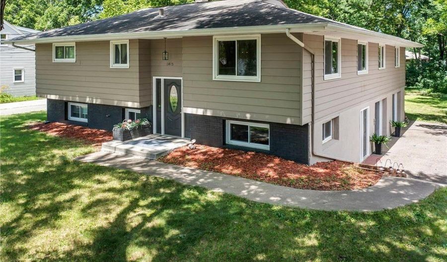 1415 County Road E W, Arden Hills, MN 55112 - 5 Beds, 2 Bath