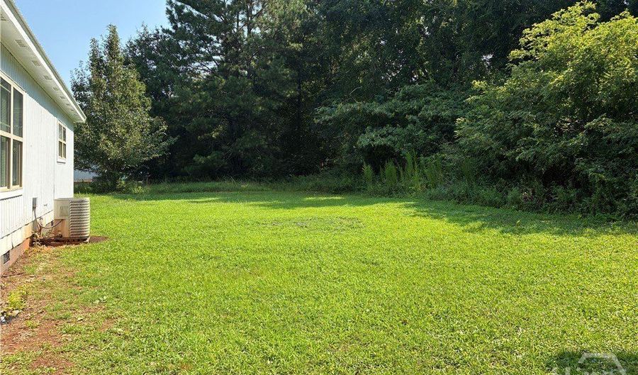 430 Martin Cir, Athens, GA 30601 - 3 Beds, 2 Bath