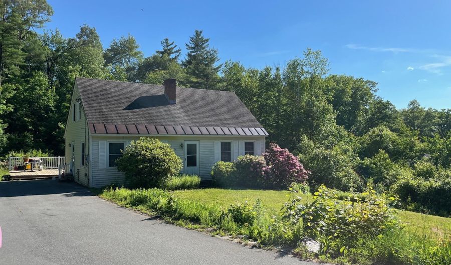 76 Coral Ave, Charlestown, NH 03603 - 4 Beds, 2 Bath