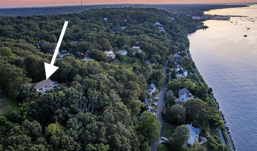 280 Ocean Blvd, Atlantic Highlands, NJ 07716 - 3 Beds, 4 Bath