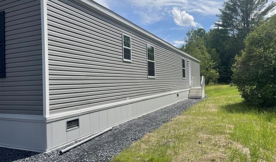31 Bennington Dr, Berlin, VT 05602 - 3 Beds, 2 Bath
