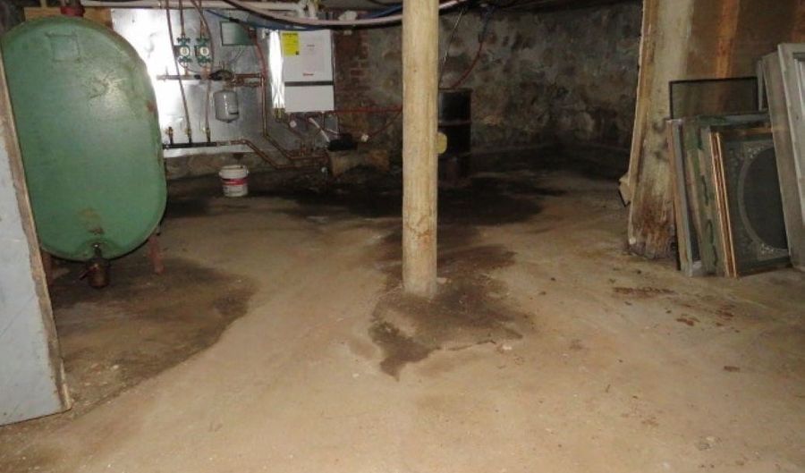 378 Madison Ave, Berlin, NH 03570 - 4 Beds, 2 Bath