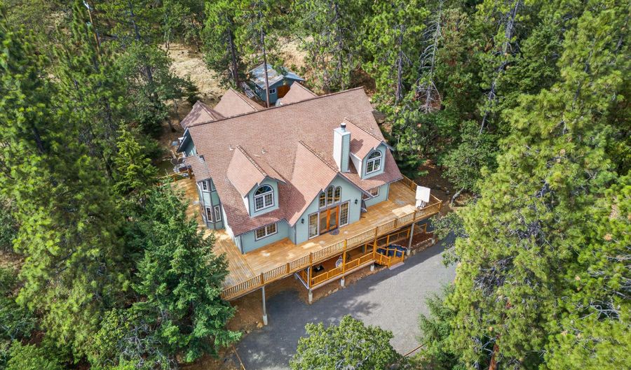 4567 Old Highway 99 S, Ashland, OR 97520 - 5 Beds, 3 Bath