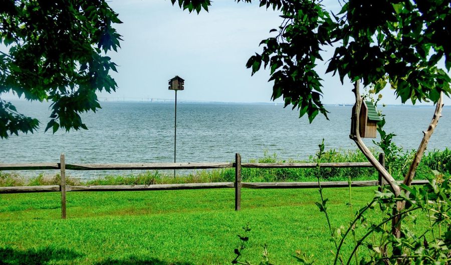 2657 CARROLLTON Rd, Annapolis, MD 21403 - 4 Beds, 3 Bath
