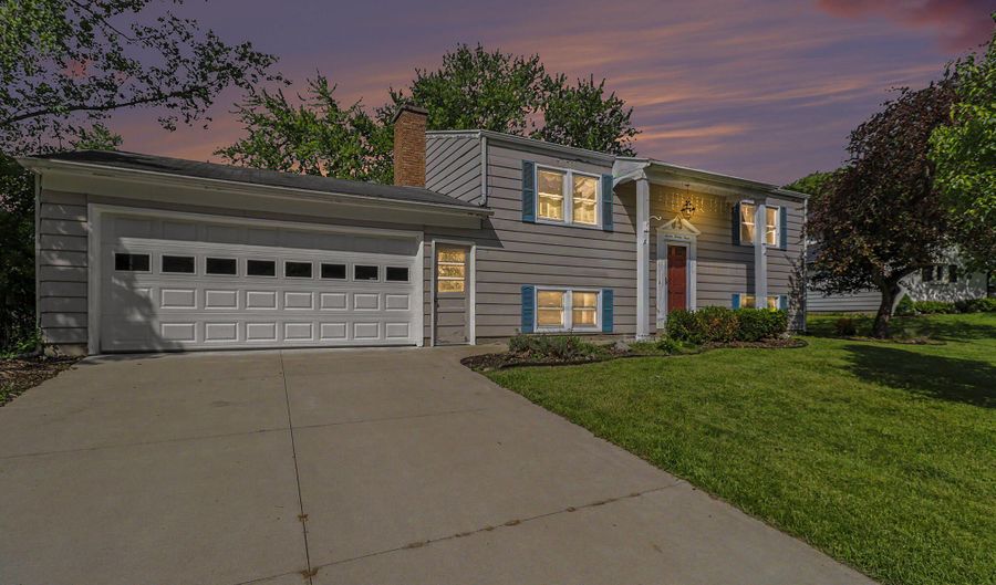 723 Marbury Dr SE, Ada, MI 49301 - 4 Beds, 2 Bath