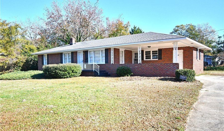 3014 MANCHESTER Cir, Anderson, SC 29621 - 3 Beds, 2 Bath