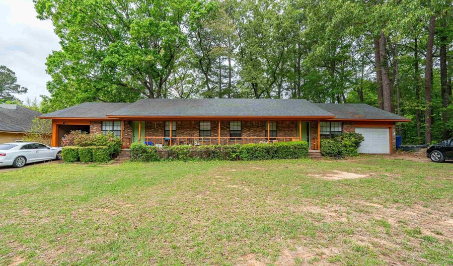 1019 VILLAGE Dr A&B, Arkadelphia, AR 71923 - 6 Beds, 6 Bath