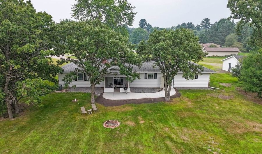 4110 Weslan Dr, Wisconsin Rapids, WI 54494 - 3 Beds, 3 Bath