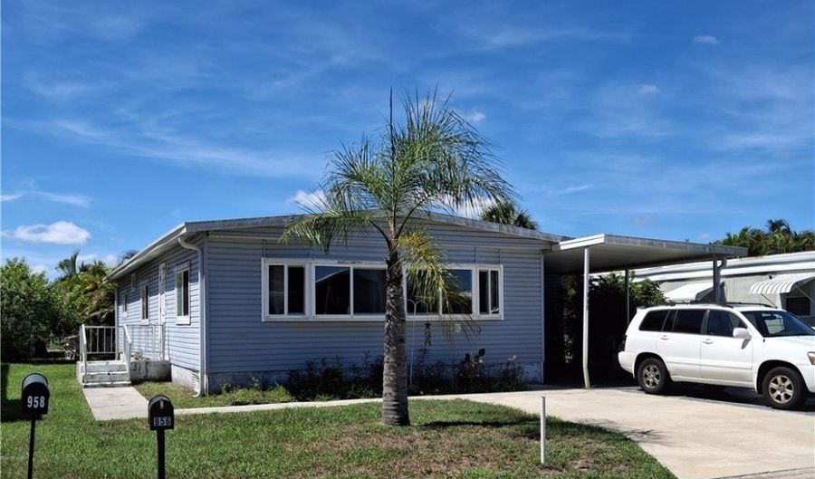 956 Pecan Cir, Barefoot Bay, FL 32976 - 2 Beds, 2 Bath