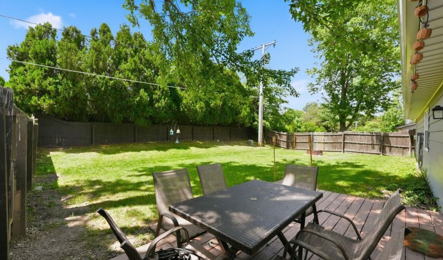 1311 Culbertson Ct, Auburn, IN 46706 - 3 Beds, 2 Bath