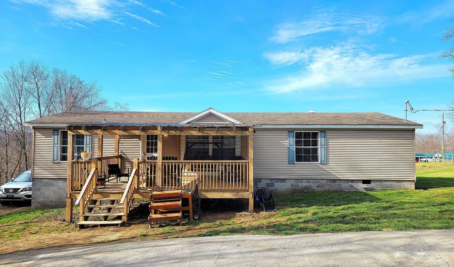 83 Hoss Ln, Alderson, WV 24910 - 3 Beds, 2 Bath