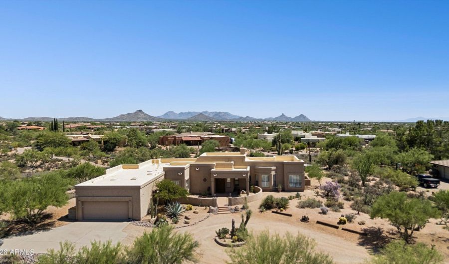 36849 N STARDUST Ln, Carefree, AZ 85377 - 2 Beds, 3 Bath