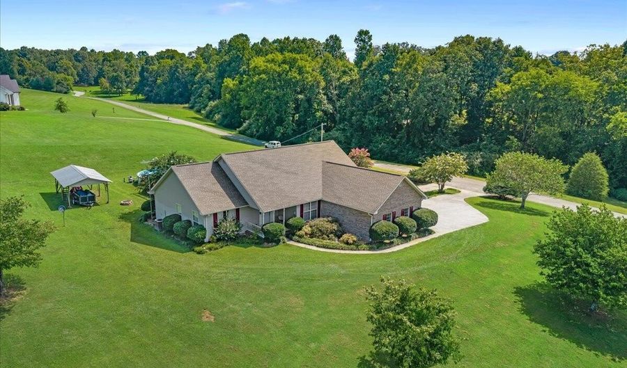 105 County Road 7130, Athens, TN 37303 - 3 Beds, 3 Bath