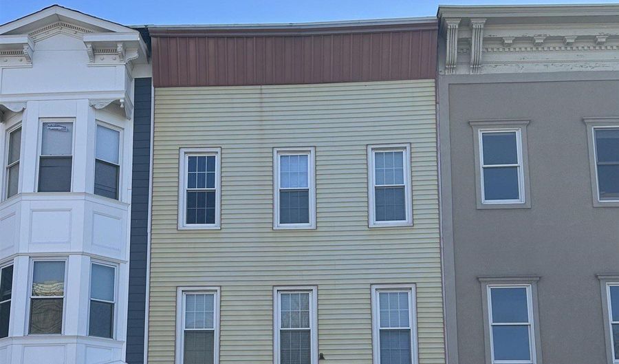 804 BROADWAY, Bayonne, NJ 07002 - 0 Beds, 0 Bath