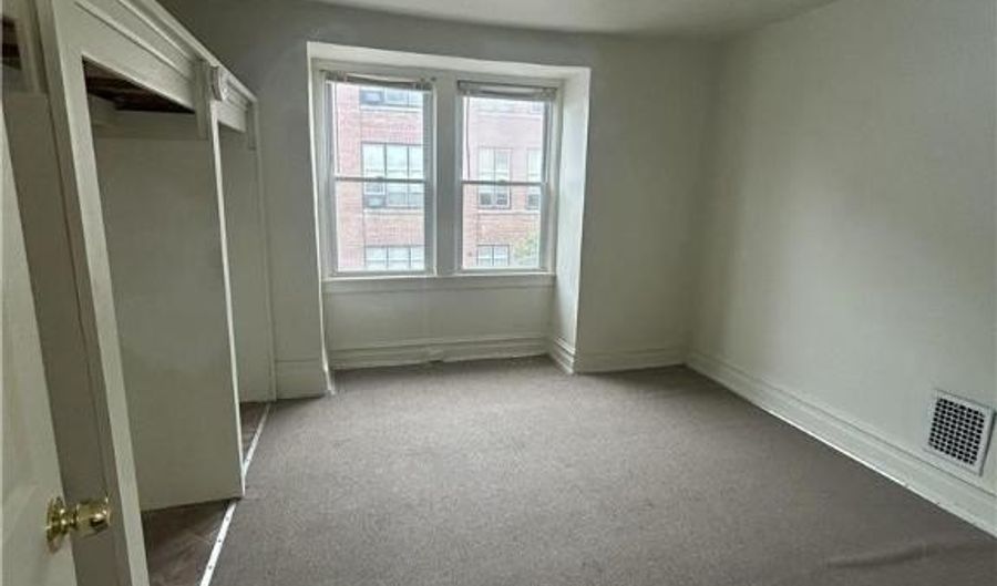 418 N Jordan St, Allentown, PA 18102 - 5 Beds, 2 Bath