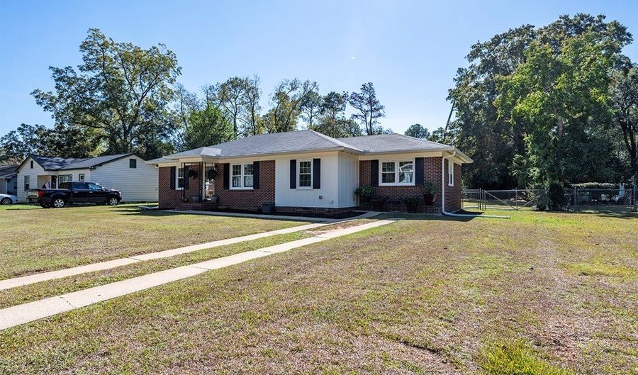 2004 Gail Ave, Albany, GA 31707 - 3 Beds, 1 Bath