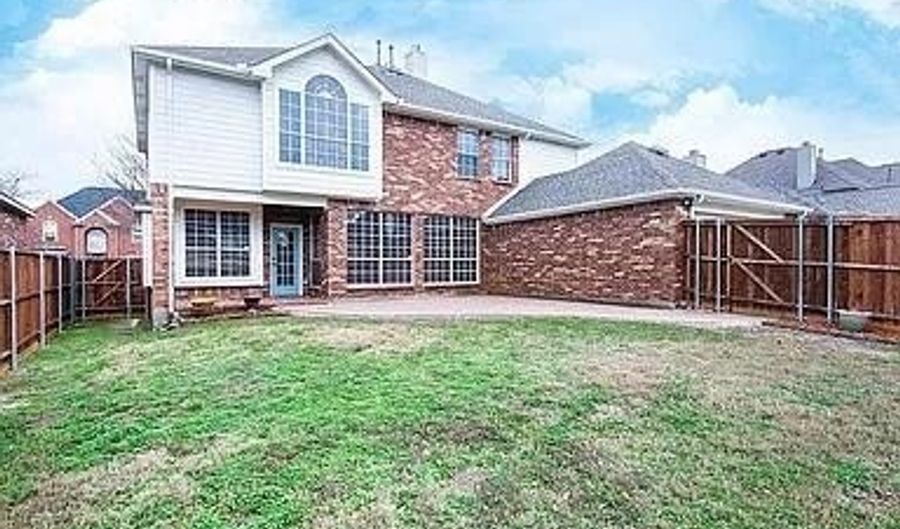 415 Arrowhead Dr, Allen, TX 75002 - 5 Beds, 4 Bath