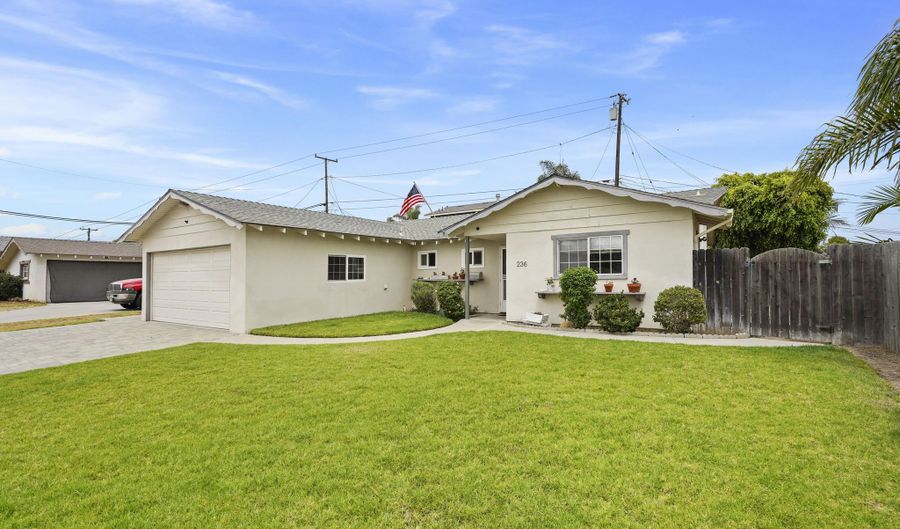 236 Granada St, Camarillo, CA 93010 - 3 Beds, 2 Bath