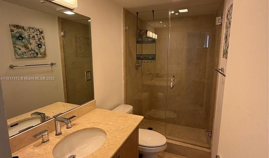 10275 Collins Ave 434, Bal Harbour, FL 33154 - 2 Beds, 2 Bath