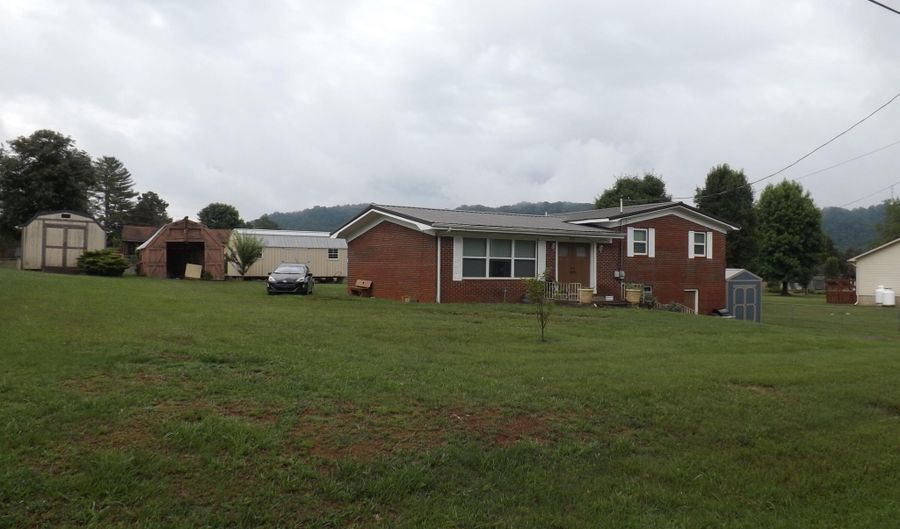265 Rocky Springs Rd, Bean Station, TN 37708 - 4 Beds, 2 Bath