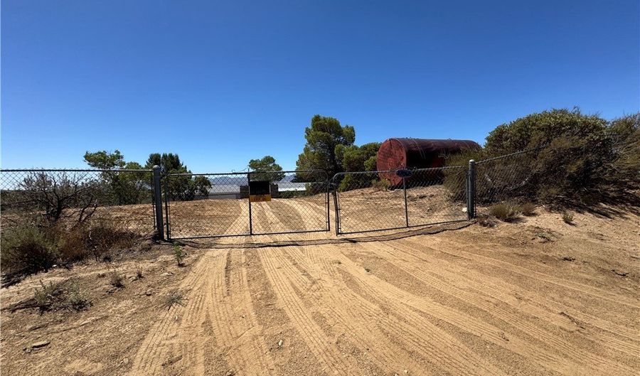 37065 Bonita Vista Rd, Anza, CA 92539 - 5 Beds, 2 Bath