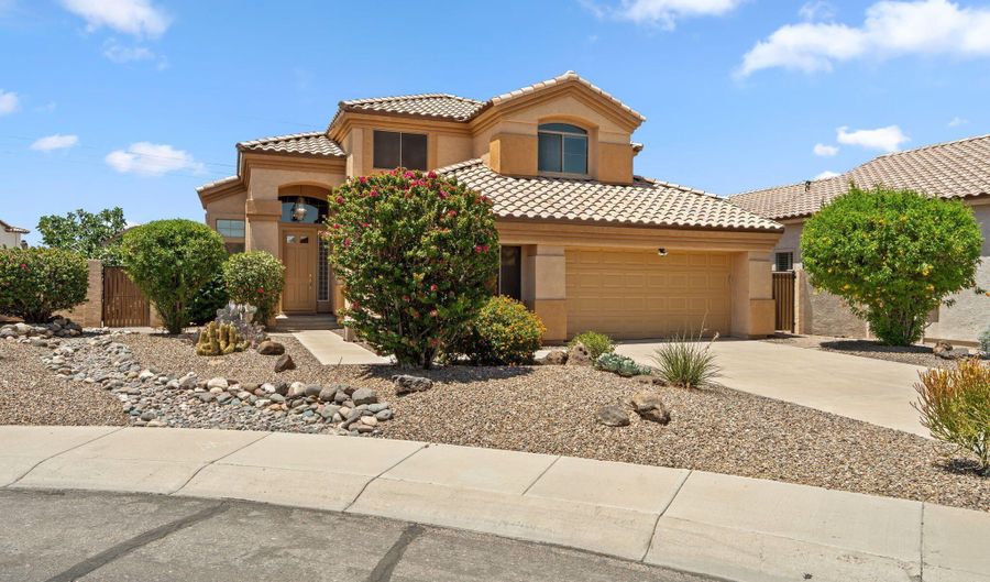 29424 N 49th St, Cave Creek, AZ 85331 - 4 Beds, 3 Bath