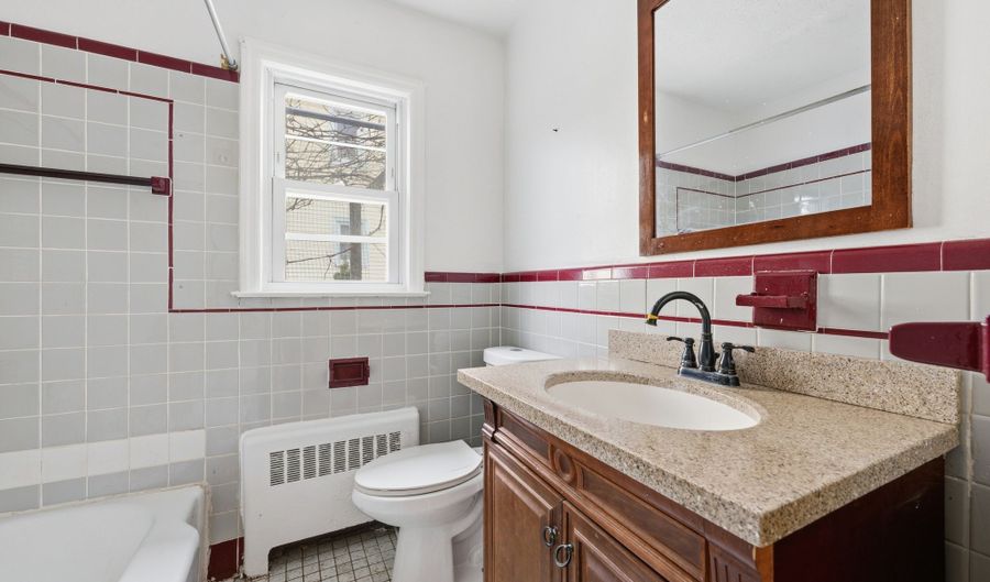 972 Capitol Ave 1, Bridgeport, CT 06606 - 2 Beds, 1 Bath
