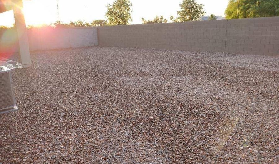11442 W LA REATA Ave, Avondale, AZ 85392 - 4 Beds, 2 Bath