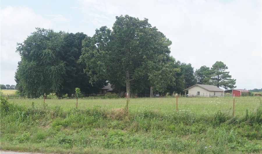 3561 Main St, Bentonville, AR 72713 - 0 Beds, 0 Bath