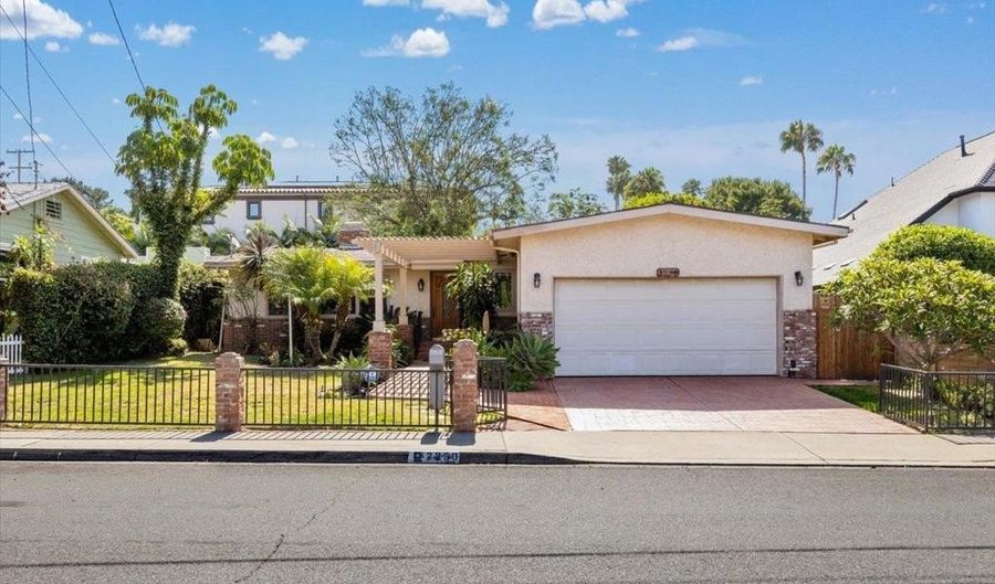 3230 EUREKA Pl, Carlsbad, CA 92008 - 3 Beds, 2 Bath