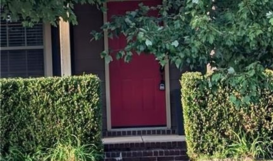 3800 Gibson Ave, Bentonville, AR 72712 - 2 Beds, 2 Bath