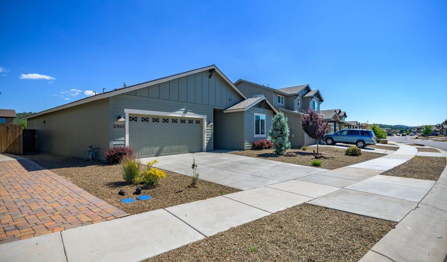 11950 Pegasus Rd, Bellemont, AZ 86015 - 3 Beds, 2 Bath