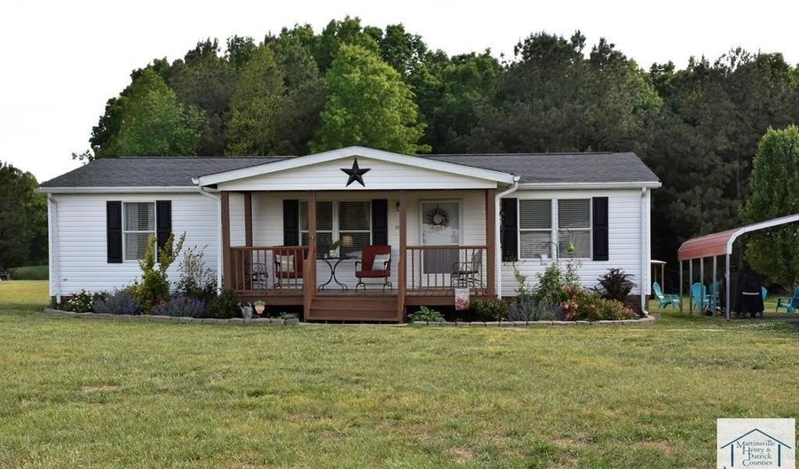 7725 Medical Center Rd, Axton, VA 24054 - 3 Beds, 2 Bath