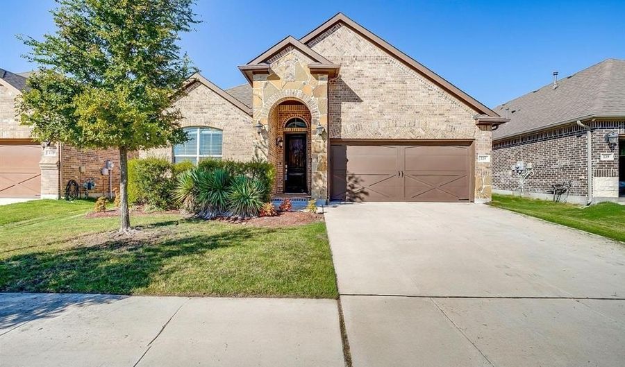 225 Palmerston Dr, Aledo, TX 76008 - 4 Beds, 2 Bath